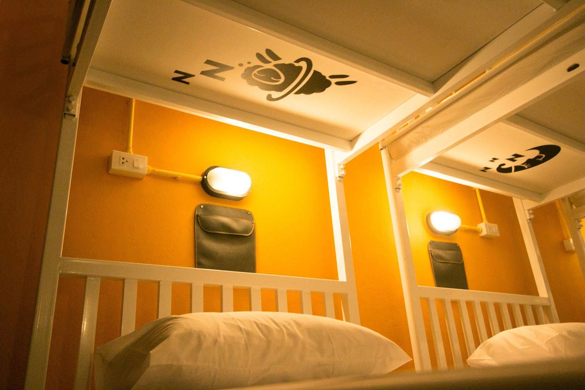 Backpack House Hostel Ao Nang Bagian luar foto