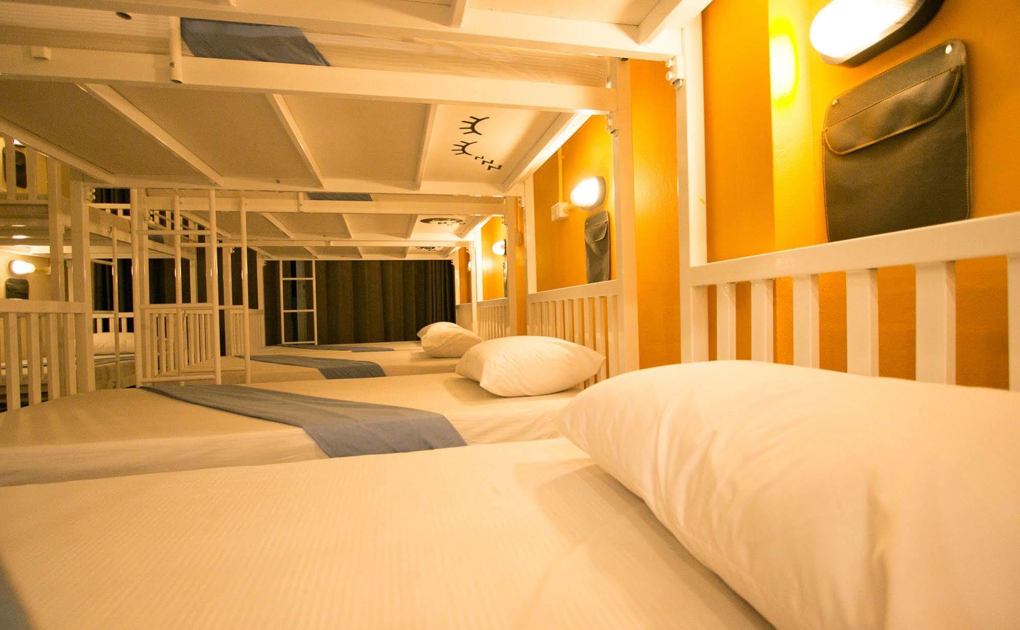 Backpack House Hostel Ao Nang Bagian luar foto